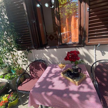 Apartments Mira Tivat Zewnętrze zdjęcie