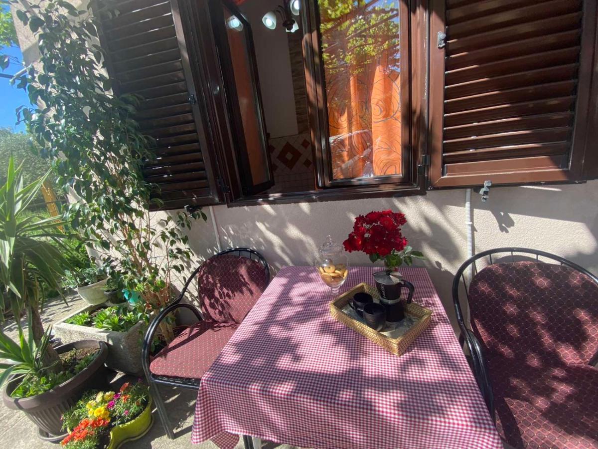 Apartments Mira Tivat Zewnętrze zdjęcie