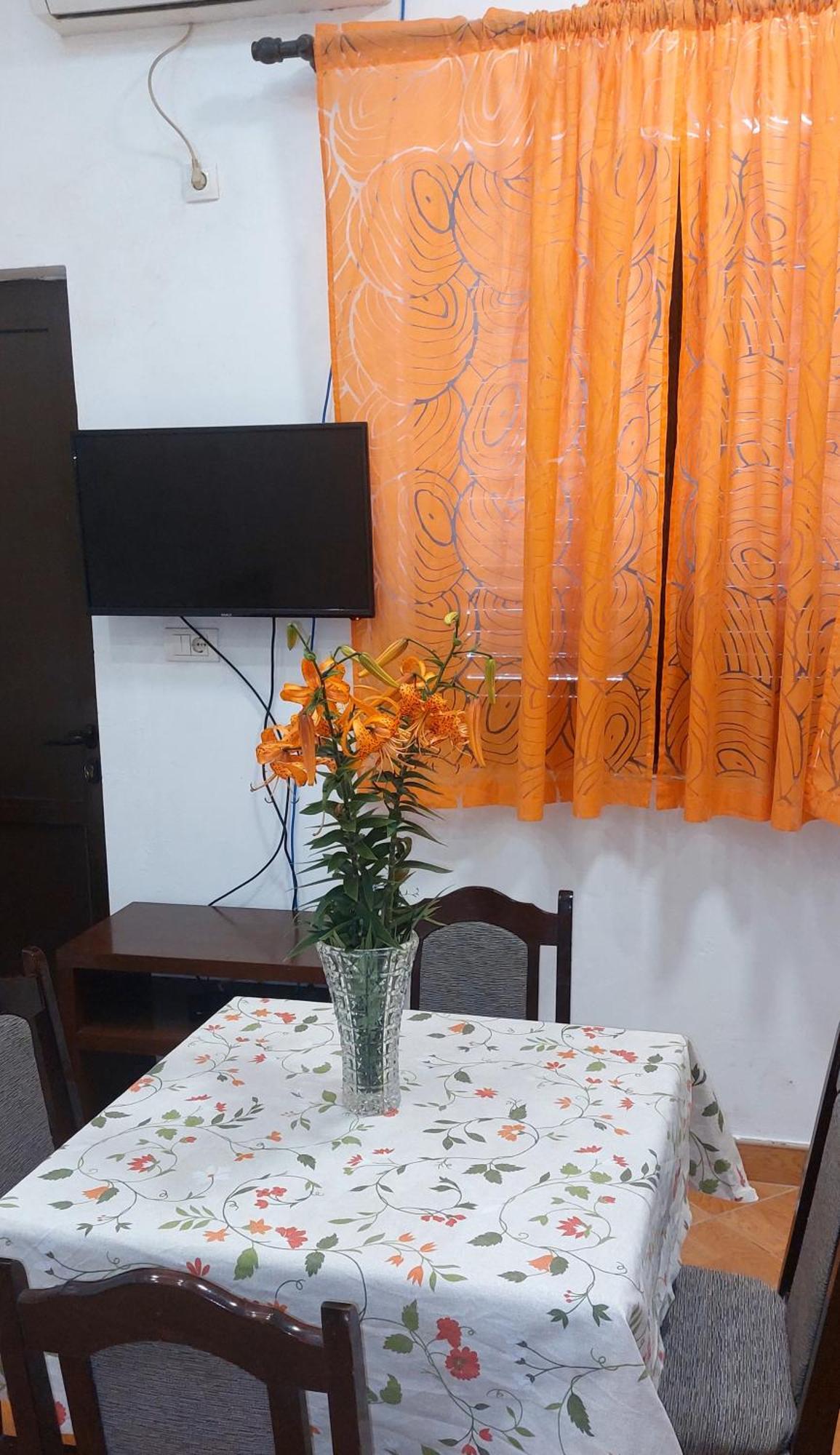 Apartments Mira Tivat Zewnętrze zdjęcie
